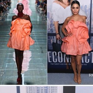 ❌SOLD❌ Marc Jacobs Runway Rose Rufled Dress
